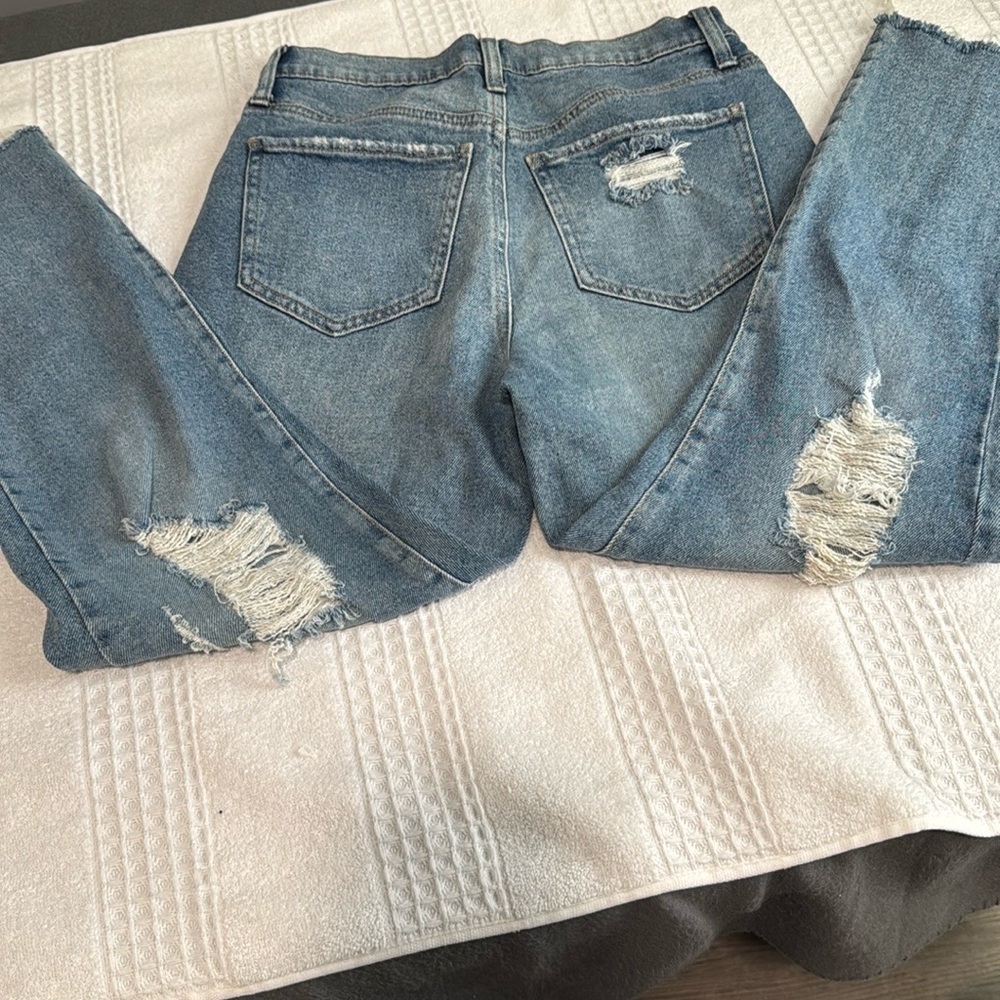 SO Blue Cropped Ankle Jeans with Distressed Style 27/5 - Picture 6 of 7